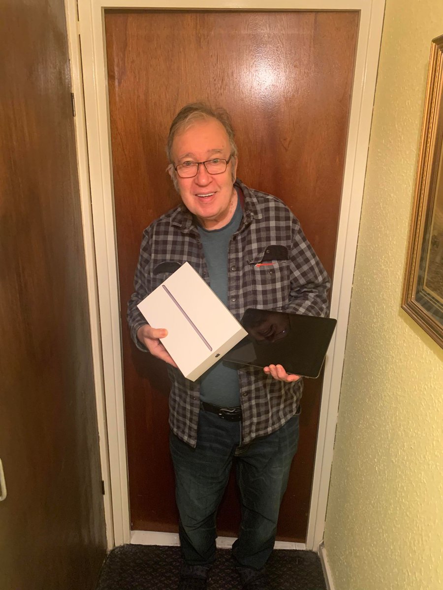 Great to see these <a href="/FoodTrainScot/">Food Train</a> members in #renfrewshire getting online thanks to the <a href="/DigiScot/">SCVO Digital</a> #ConnectingScotland programme. Huge impact on #isolation  - connecting with friends &amp; family, staying informed,entertained &amp; accessing services.