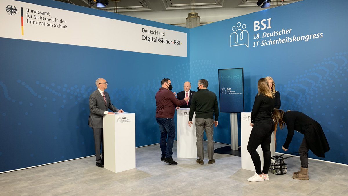 BSI_Bund's tweet photo. Das war der 18. Deutsche IT-Sicherheitskongress. Dickes Danke von uns an alle Beteiligten, die zu dieser erfolgreichen und informativen Veranstaltung zum Thema IT-Sicherheit beigetragen haben! Wir freuen uns schon aufs nächste Mal. #BSIKongress2022 #DeutschlandDigitalSicherBSI https://t.co/orenJLVXRP