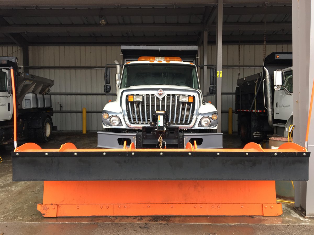 Our crews are working around the clock to remove the snow from the streets.  Thank you for giving them the time and space to get the job done.