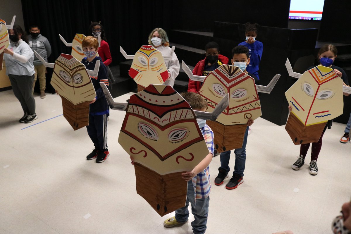 ROSAMrsEller's tweet photo. Students at ROSA get to participate in Performance Club. This year our musical production is the Lion King and practice is in full swing for a May show! #EngageCreateSOAR @ROSArockets
#NationalSchoolChoiceWeek
@ProgramChoice @CabCoSchools @AmyLynFoster1 https://t.co/6NIyYHUpa0
