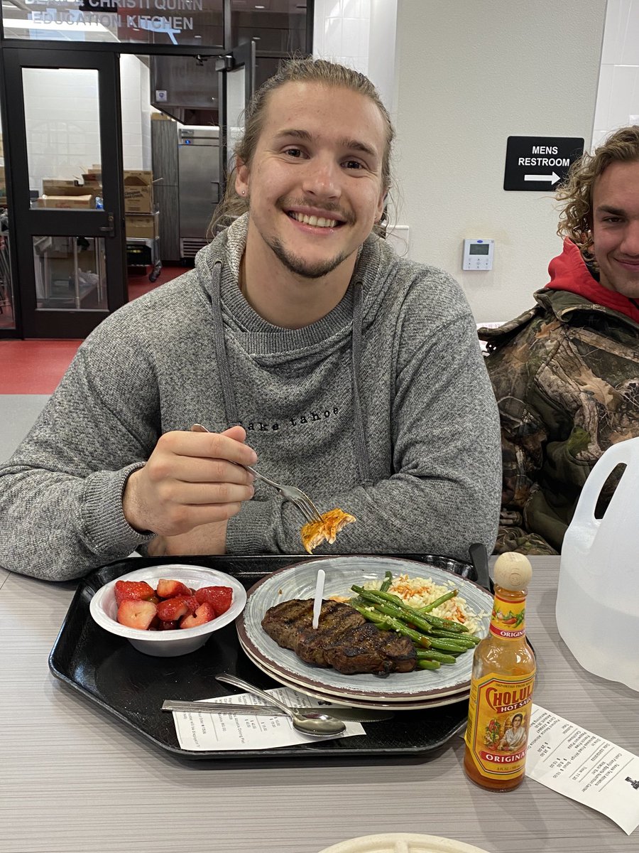 ⁦<a href="/Jason_Lloyd13/">Jason Lloyd</a>⁩ doing it right 💪🏽💪🏽