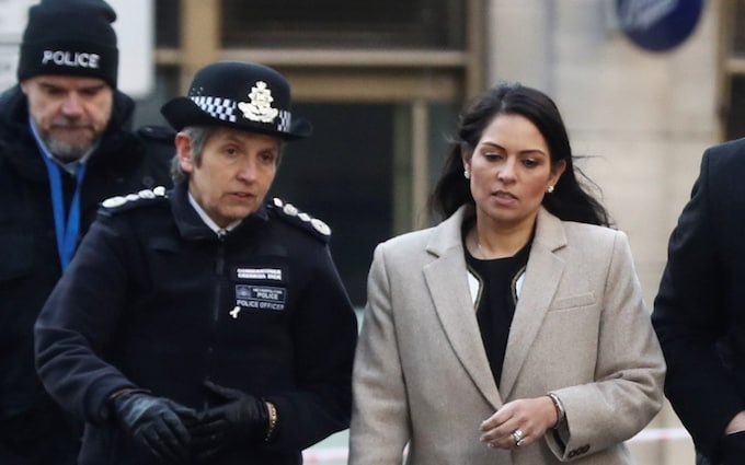 Spottydog_'s tweet image. Patel blames Dick for ‘failures of leadership’. 

Failures of leadership and blaming others seems to be a consistent theme in the Johnson administration.

#JohnsonOut9 #DickOut #PatelOut #metpolice 
12ft.io/proxy?ref=&amp;amp;q=h…