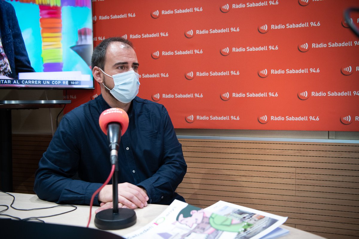 RadioSabadell's tweet photo. 🔊 ÀUDIO #AlMatí | Jordi de Arriba (@JordiSBD), director @iSabadellcat : "No hi ha un mitjà més lliure que el que és viable". 

Fem un repàs per la història del diari digital i descobrim les dues publicacions que s'han elaborat pel desè aniversari

▶️https://t.co/rVjqlU7hpR https://t.co/5jFcrMckEE
