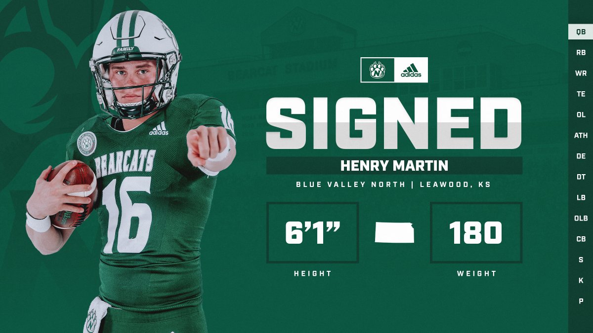 A gunslinger from the Sunflower State. Bearcat Nation lets welcome Henry Martin. Henry is a QB from Blue Valley North HS. #BEARCAT22TANDARD <a href="/1HenryMartin/">Henry Martin</a>