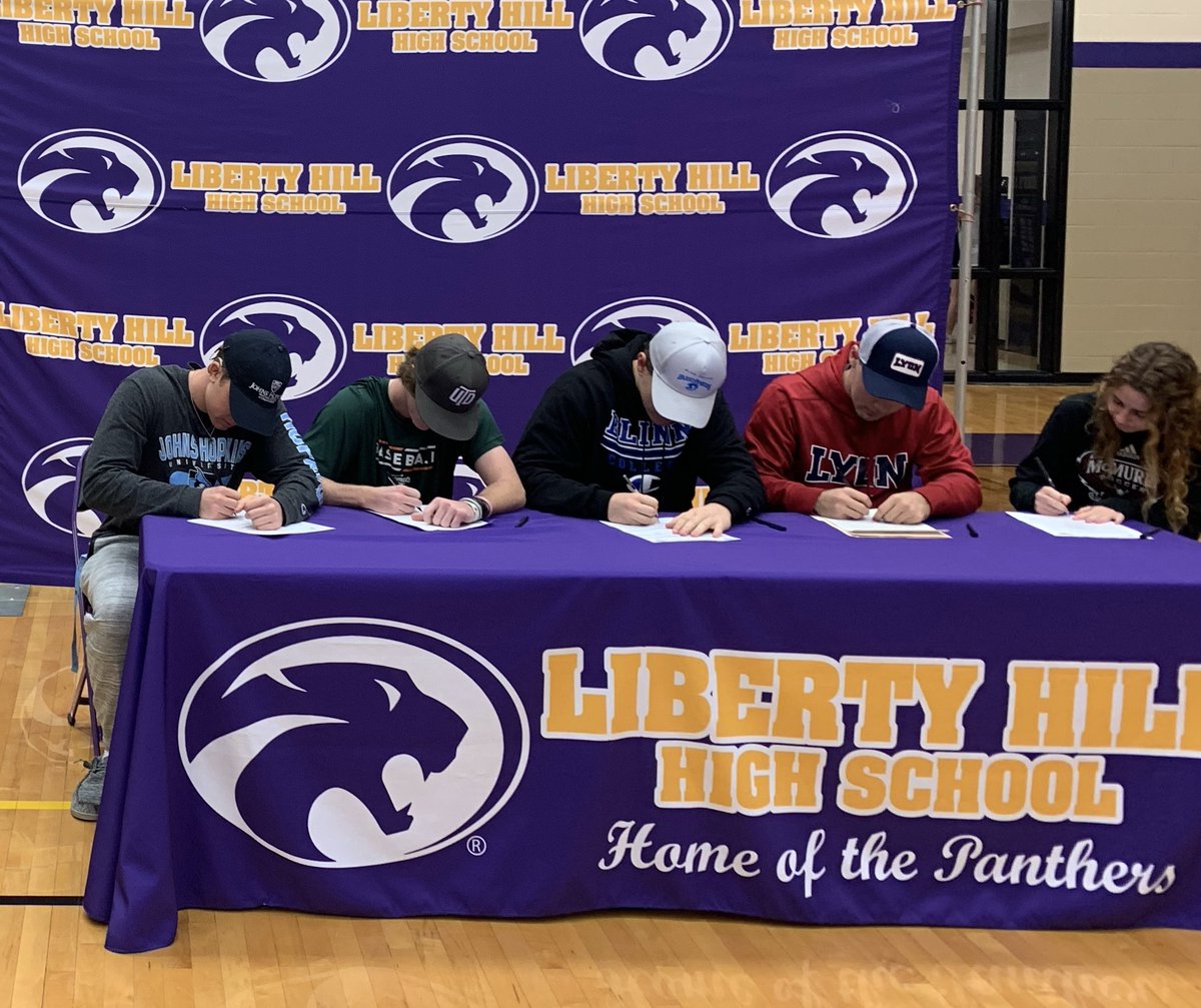 LibertyHillBB's tweet photo. Congratulations to our three baseball signees this morning. 
⚾️Kash Durkin-Blinn Junior College 
⚾️Cole Jefferson-Johns Hopkins University
⚾️Garrett Neeley-University of Texas at Dallas. 
All 3 guys have worked for this moment &amp; it is very exciting to see their dreams come true! https://t.co/MMeV10sgt8