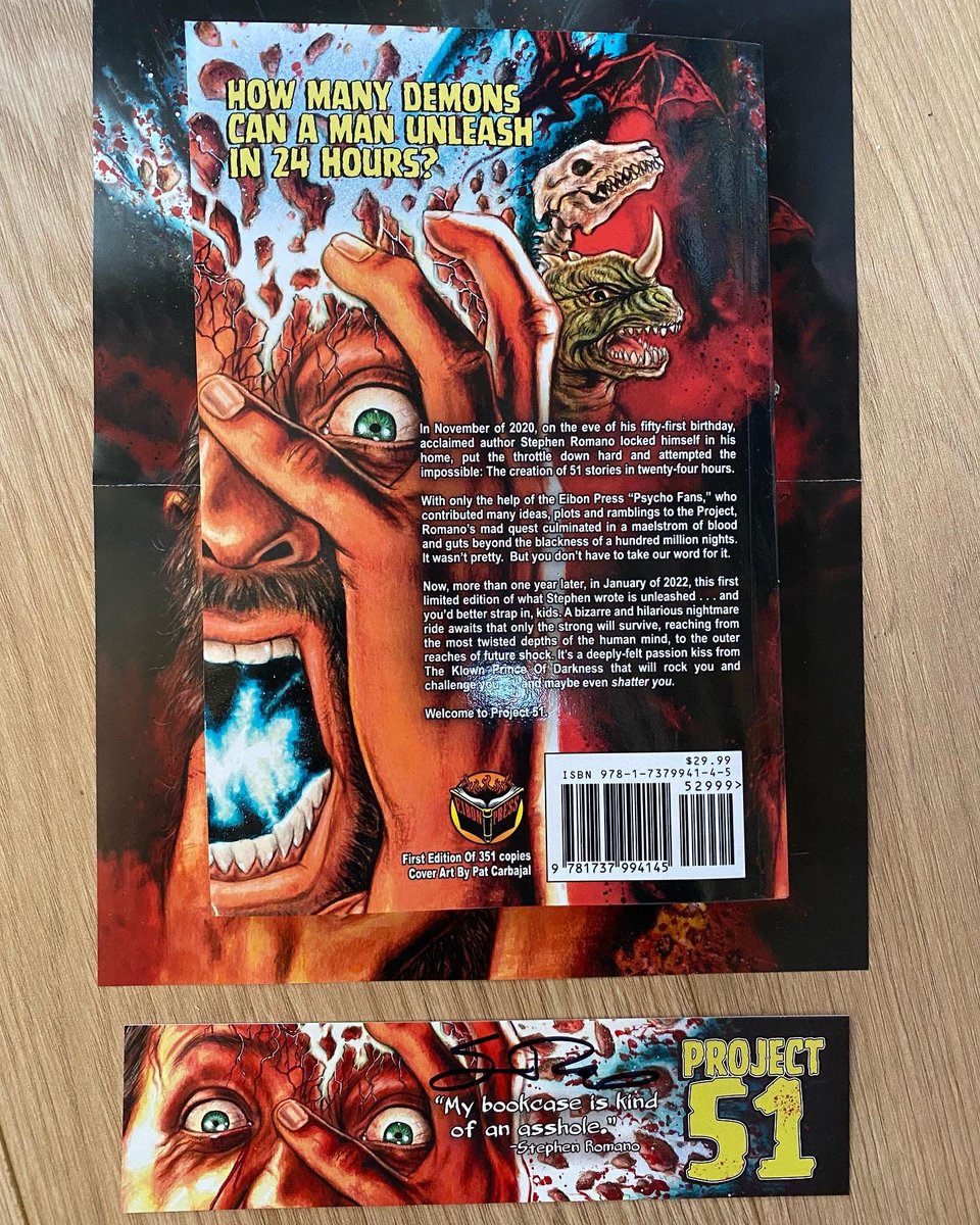 RobertS_1975's tweet photo. 📦📦📦📦 new stuff 📦📦📦📦
Project 51
@eibonpress
the SUPER PSYCHO FAN set with loads of books and extra goodies, even a goddamn copy of ESCAPE FROM THE BEYOND 1️⃣ 🤩👹
Stephen, thanks for the goodies and the excellent packaging.
#project51 #psychofan #eibon #stephenromano https://t.co/MqLITKvPkC
