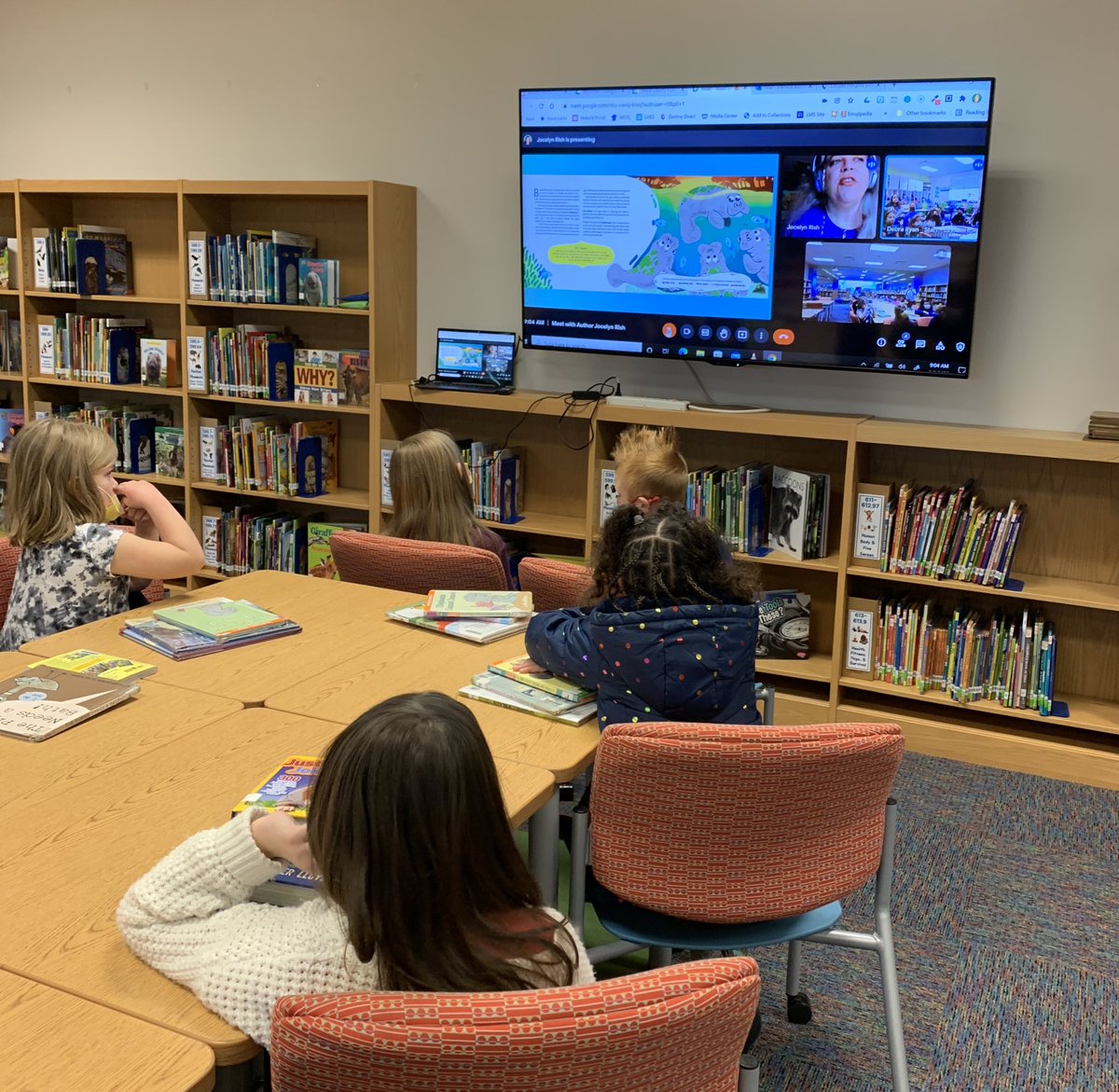 Mrs. Bobay at LHECMES Library 📕 tweet media