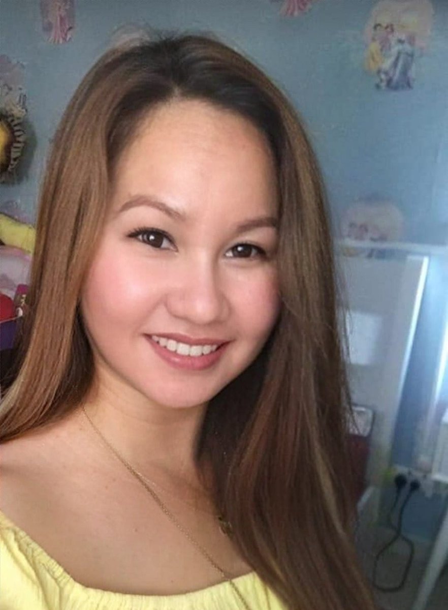 Heartsofmine4's tweet image. Smile even it hurts 🙂