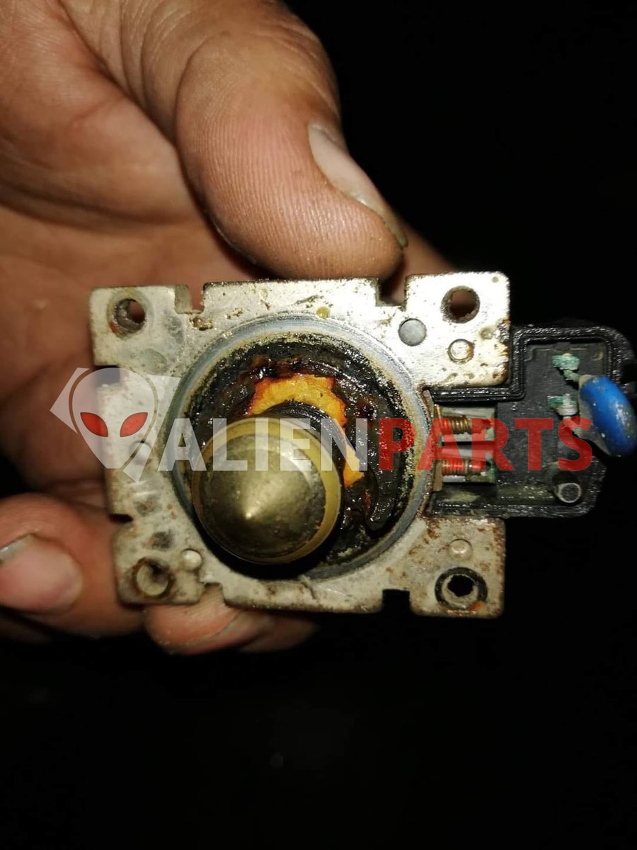 Alienparts1's tweet photo. من اول ال 
( E90 - E60 - X3 - E92 - f10 - f25 - F30 - F36 - X1 - X5 - X6 - x4 &amp; Mini ) 
محدش فيهم بيدخل غير اما بتتفك حته حته و نبدا بالاساس بتعها و ننظف قطع غيارها دورة دورة من اول دوره... https://t.co/xnTfRg3YOZ