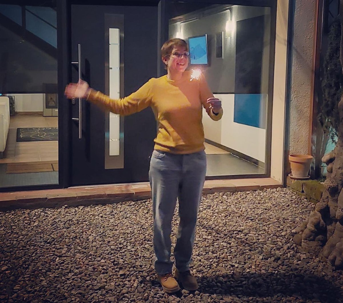 tonagafarot's tweet image. Fent col·laboracions maques, amb gent maca i per a projectes macos. En breu en sabreu més detalls!

#collaboració #gravantveus #musicaencatala #estudilavall #cançoconjunta #santaeulaliaderonçana #latornada #festivalespurnes @La_Tornada @FestEspurnes @SotracOficial @EstudiLaVall