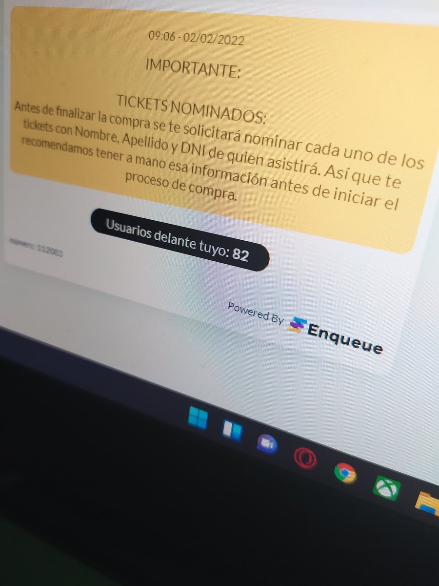 JeffoConDobleF's tweet photo. Voy a comprar dos entradas de más para Bad Bunny y sortearla entre todos los que me sigan y retwiteen esto 👍 https://t.co/sIfWHsLpWc