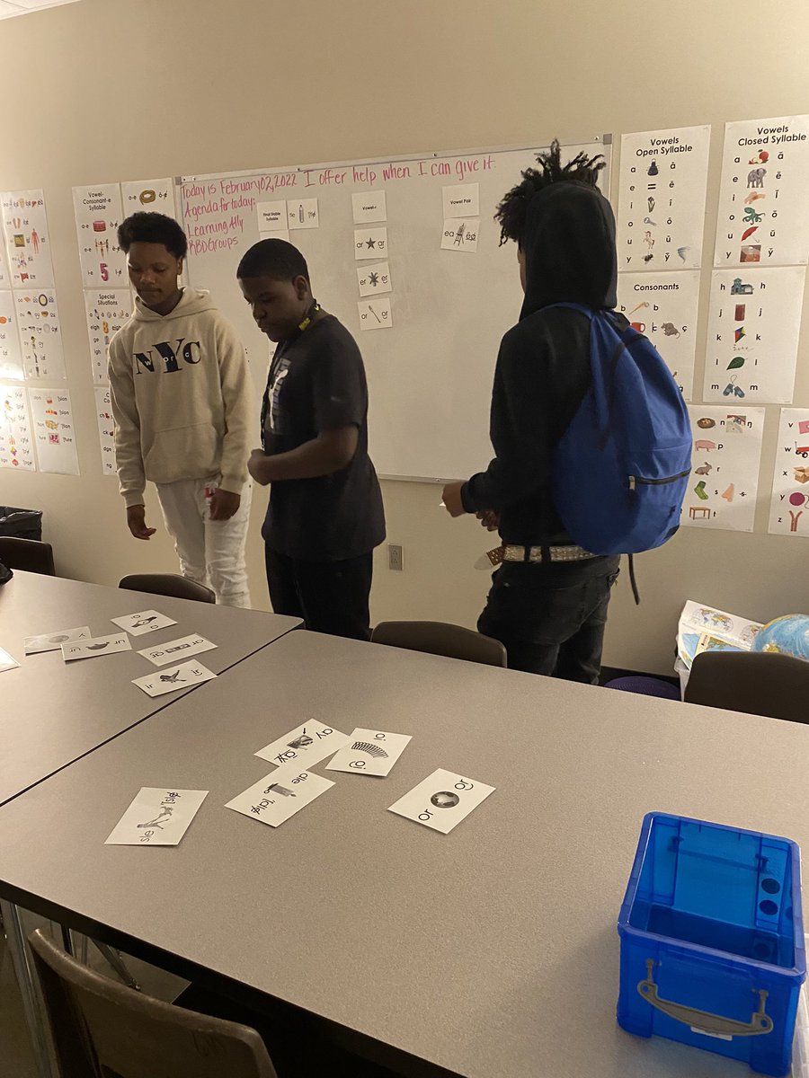 Syllable type sorting in class #Dyslexia #humbledyslexia #wmslions #beelite