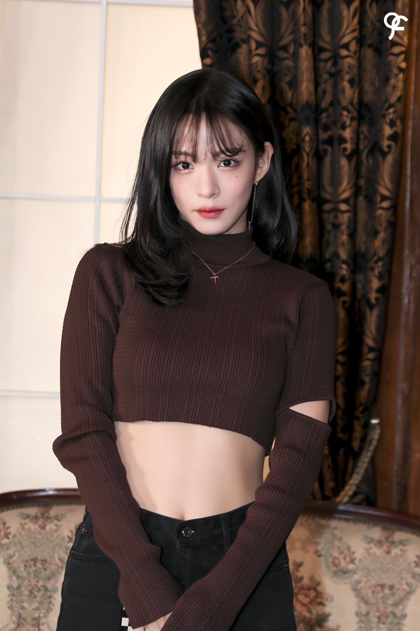 fromis 9 lee chae-young