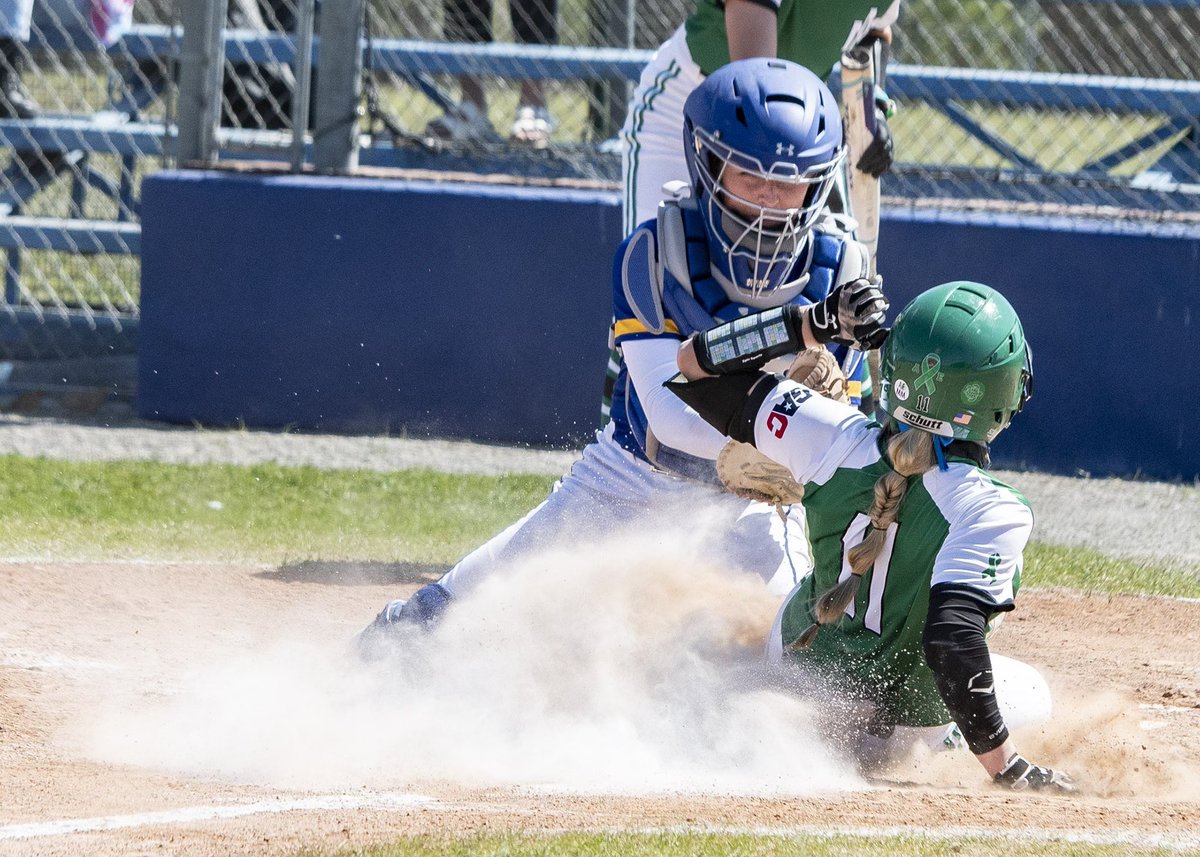 🚨Jaleigh Durst is up to the plate‼️ Catcher #13 from Oklahoma. Favorite tv show/That 70’s Show, pregame song/No Role Modelz, food/sushi, memorable moment/Ouachita game at GAC tourney⚡️..atmosphere, intensity, and the hype was fun. Piece of advice/have fun and trust yourself.#SE