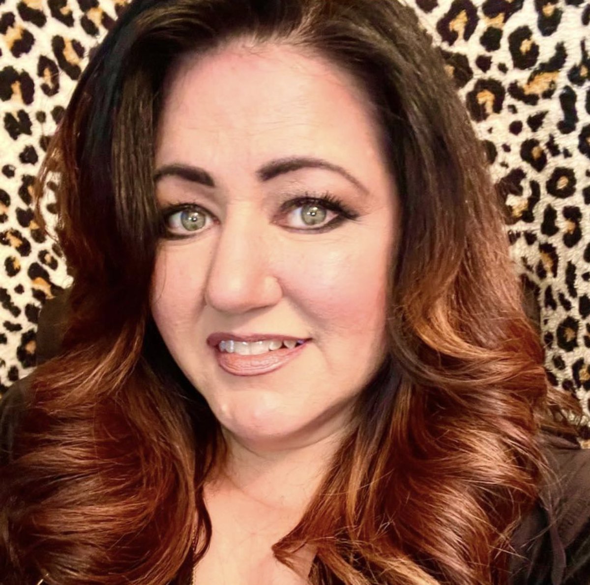 BibaGirrrl's tweet photo. I have package deals for hair, makeup & photography sessions! Get a glam makeover by me up w/cool pics to use to promote your business, &/or social media sites, or to just treat yourself! ๐๐ปโโ๏ธ๐#entrepreneur #hairstylist #makeupartist #photographer #MoCo #getglam #headshots #DMV https://t.co/RZv6BYjVgF