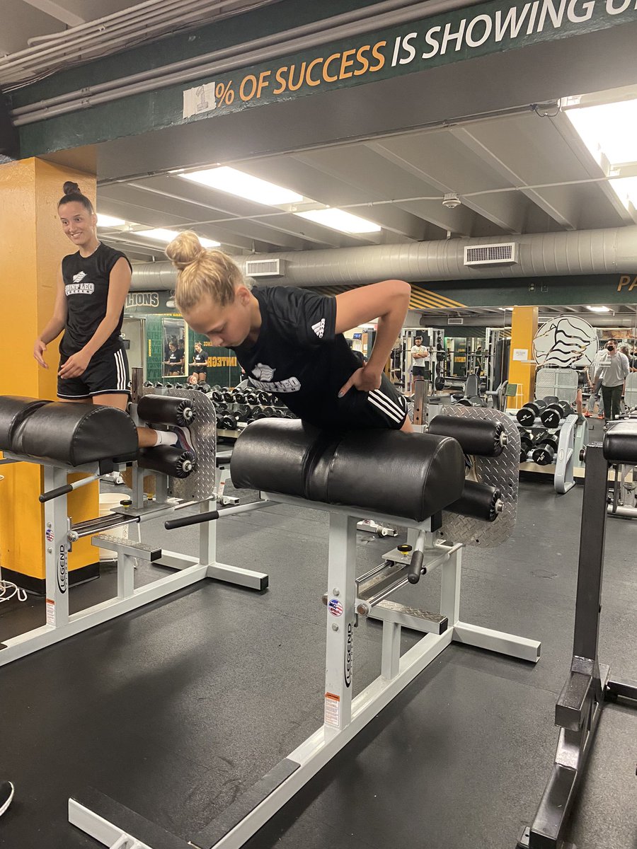 GedSoccer's tweet photo. Wednesday morning lift!! 💪🏼 #letsgetjacked https://t.co/7FuuDlCYbh