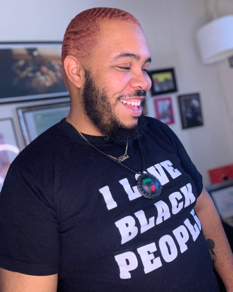 Ghetto_Falsetto's tweet photo. I love Black People. Period.
❤️🖤💚
#BlackHistoryMonth
#NewWeaveWhoDis https://t.co/VJWzuB5f9Y