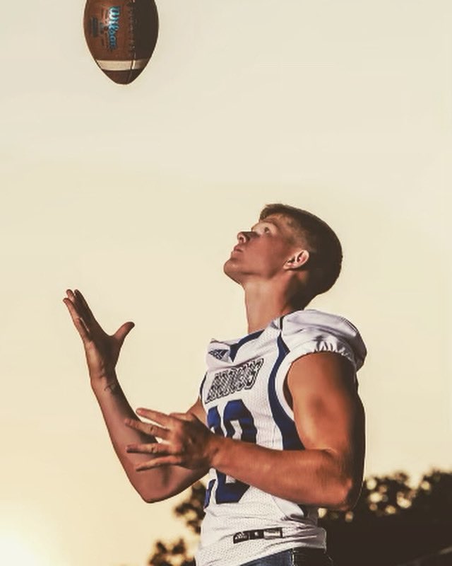 I am excited to announce my commitment to continue going to school and playing football at @HCBroncoFball  a huge thanks to my family, friends, and coaches. Ready to get to work 💪<a href="/CoachFranzen/">Matt Franzen</a>