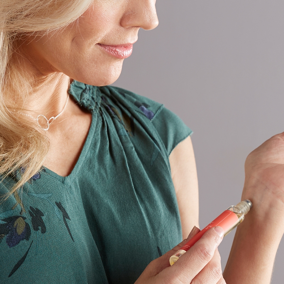 SO many things happening today! It's #TwosDay (2-2-22), #GroundhogsDay, &amp; the day you're going to do something amazing because YOU ARE AMAZING! Roll on your fav scented empowerment fine frag from the Infinite Collection &amp; Get Things Done!✔️
#perfumewithapurpose #ilsafragrances