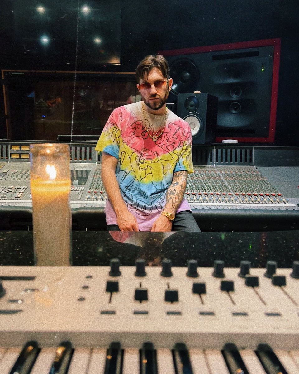 GinoTheGhost tweet picture