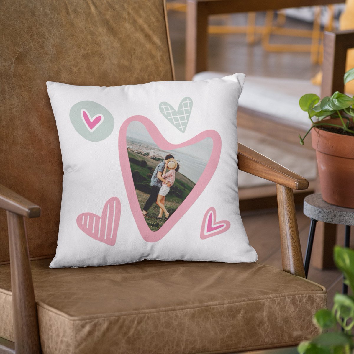 AlwaysPersonal's tweet image. Can't be together this year on Valentine's Day? A cuddly photo cushion makes a great gift to send in the post to your partner. 

alwayspersonal.co.uk/collections/pe…