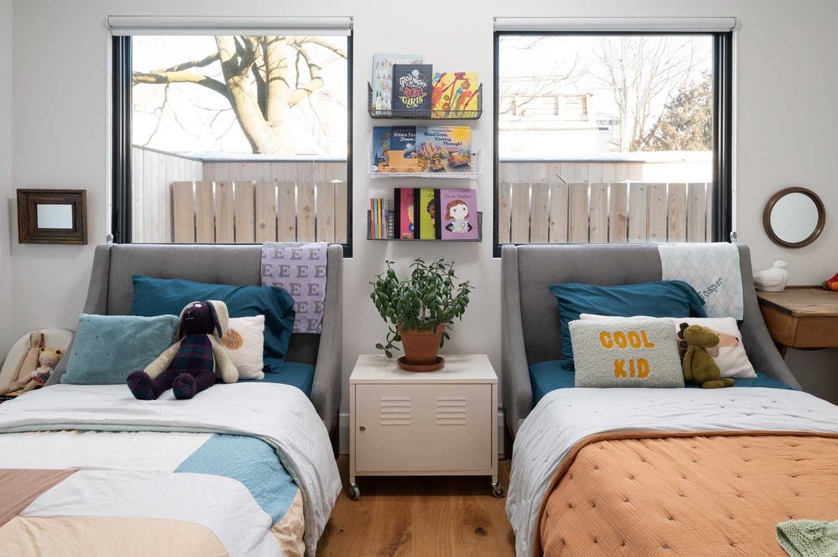 urbaneer's tweet photo. Lovely to see the #Bedroom #decor for #kids in a new contemporary #ModernLoft in #Toronto offered for $2,299,000 - #TorontoRealEstate #TOrealestate #CanadianRealEstate #CanadianHousing #CanadianDesign #design #interiors https://t.co/90fdPNcQJm