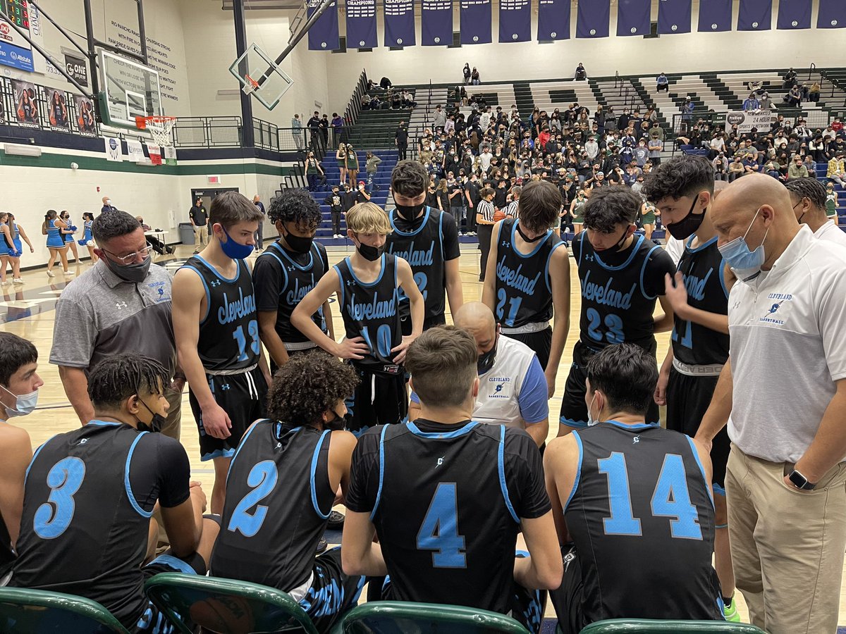Big time win and a huge comeback at last nights game vs Rio Rancho. The boys never gave up! Great student section….The Best! Thanks you guys for the major support. Player of the game @AntonioTAvila double double 14pts 13 rebounds