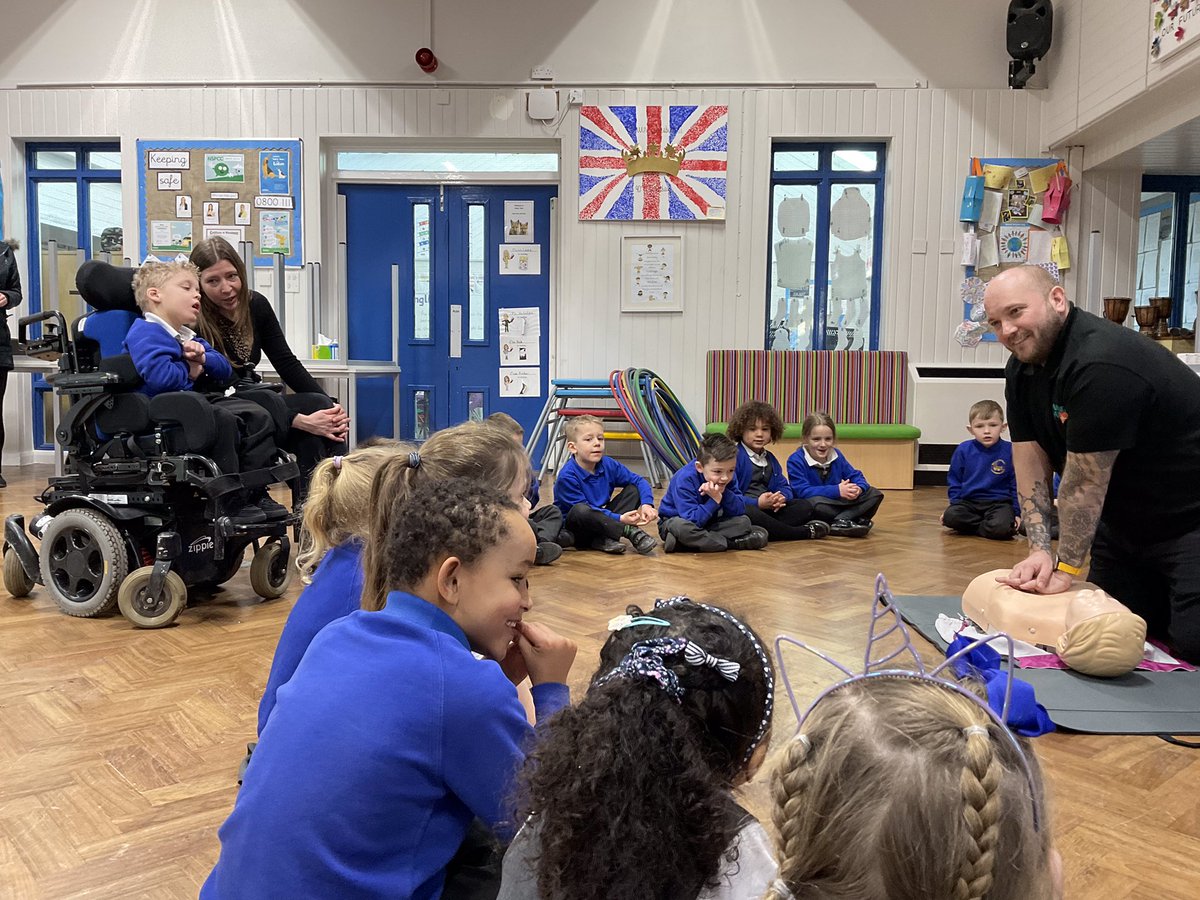 walton_primary's tweet photo. The Hedgehogs had a great time learning CPR last week! https://t.co/PSVzfMmB2I
