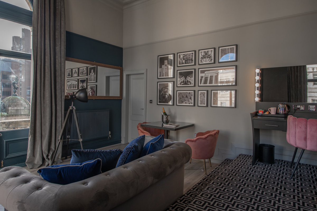 Whether you are a business traveller, a couple or a family, our suites offer luxury and comfort as you explore our incredible city.