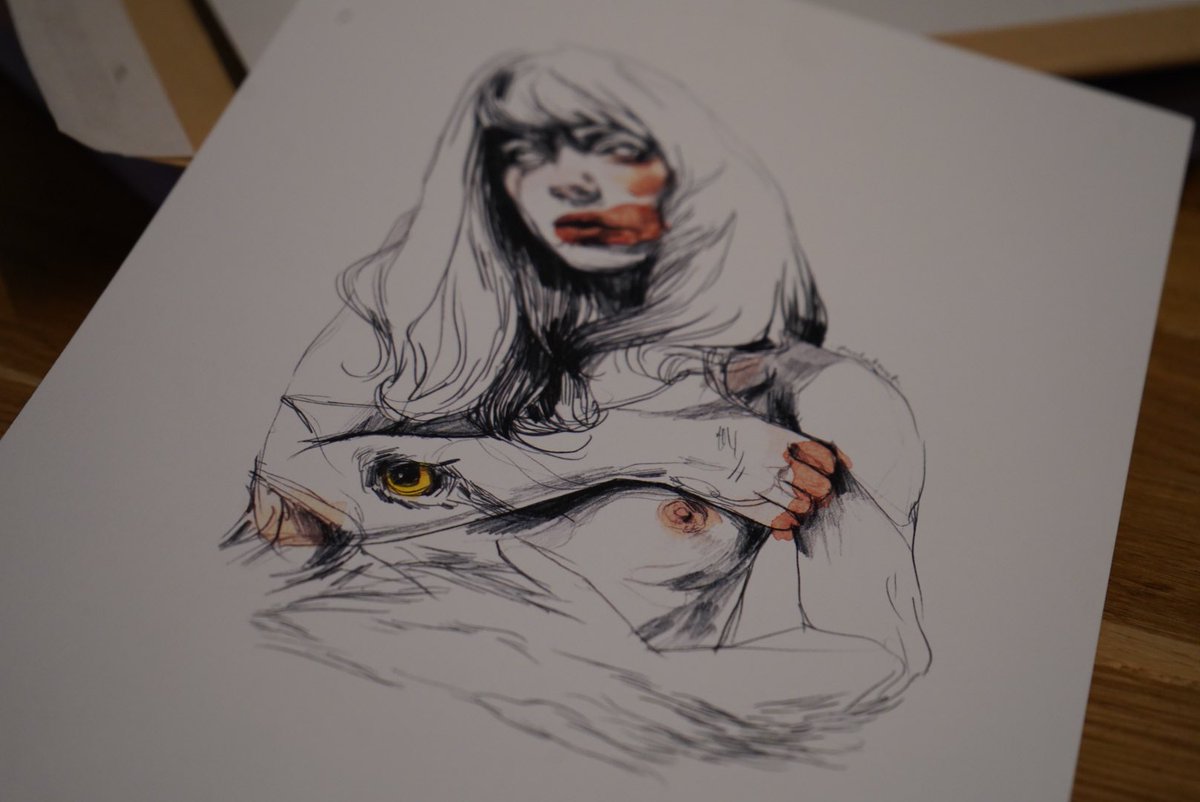 paulaboneti's tweet photo. “My new drop”. 
El viejo es del 2015, creo. https://t.co/364dA0nTNx