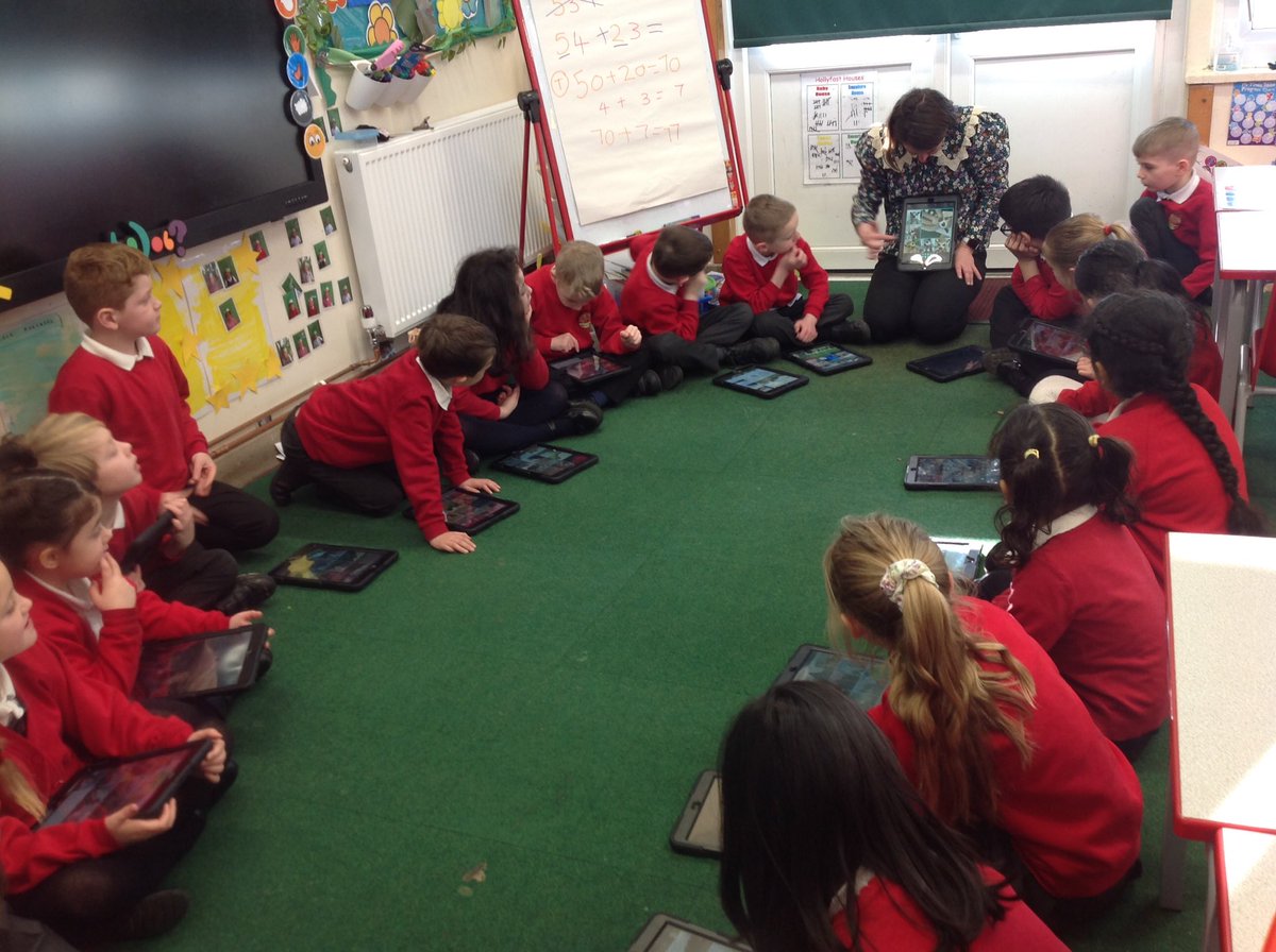 HollyfastSchool's tweet photo. 2S have been amazing photographers in their computing lessons this week. They have captured images around our school environment and then edited and created their own collage using the iPads. Fantastic technologists . #photograpgers #technologists #davidbailey #amazinglearners https://t.co/vzvDG1rYTR