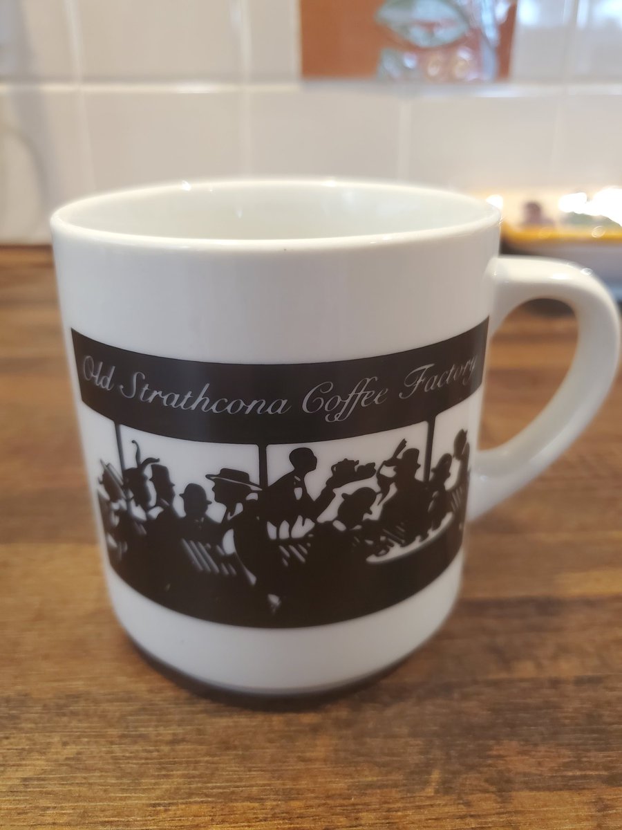 A bit of #yegfood history.  Who remembers?

#yeg
(<a href="/NextActPub/">The Next Act Pub</a>?)