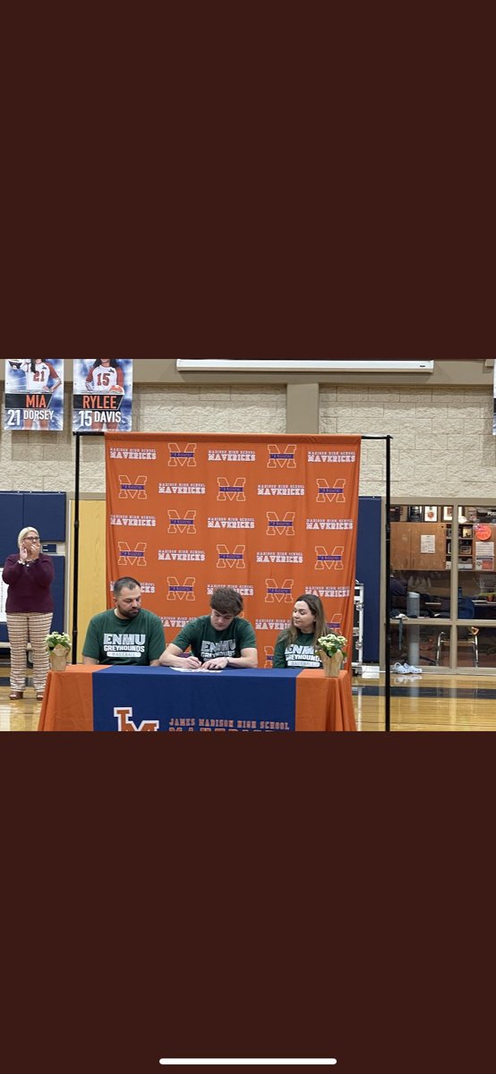 Officially a Greyhound!🟢⚪️ <a href="/ENMUBaseball/">ENMU Baseball⚾️</a> <a href="/ENMUAthletics/">ENMU Greyhounds</a> #AGTG