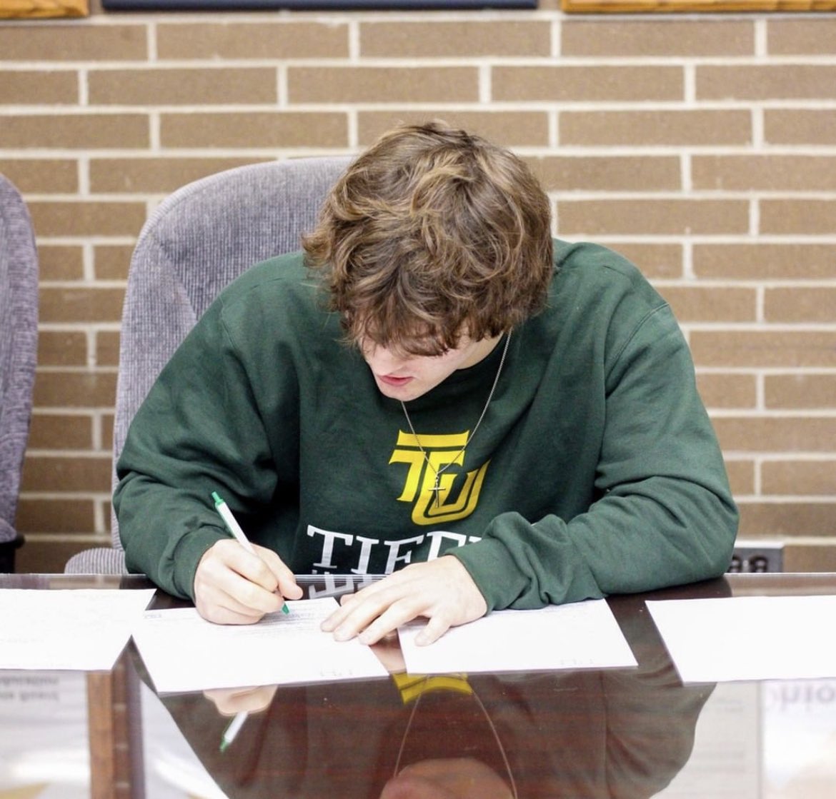 congratulations <a href="/Colin_Bailey9/">Colin</a> for signing with <a href="/TUDragonFB/">Tiffin University Football</a> today!! good luck at the next level!