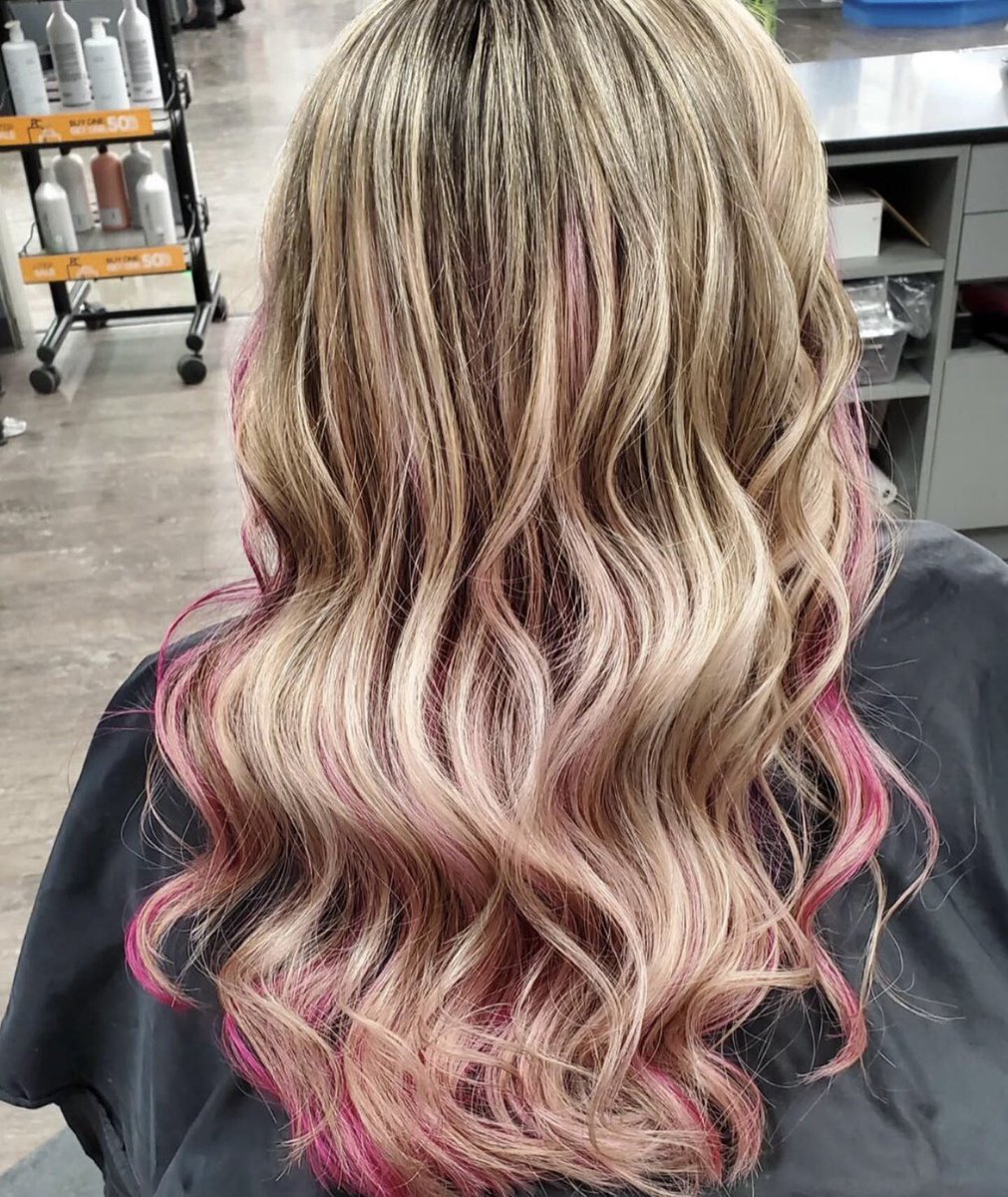 SmartStyleSalon's tweet photo. Just a little pop of pink! πππ #mysmartstyle https://t.co/bvW24E7VLe