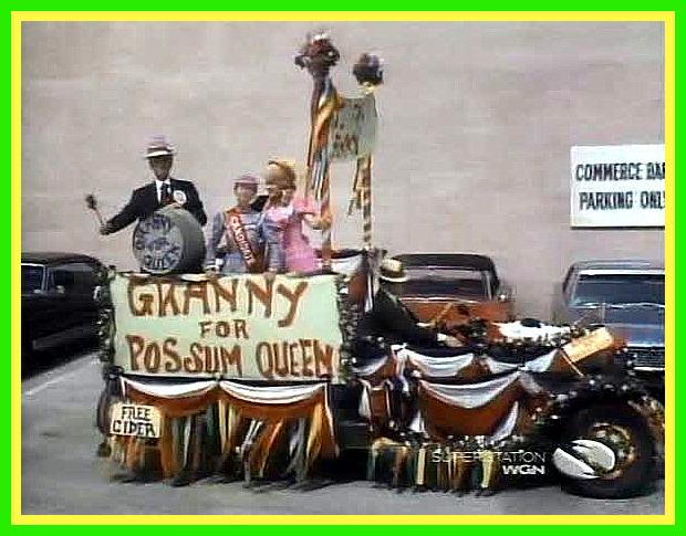 Tuckerpete's tweet photo. Today may be Groundhog Day, but I'm excitedly waiting for Possum Day! Vote for Granny for Possum Queen! #FreeCider https://t.co/5dYyxLwmZW
