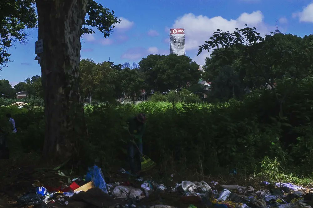 futurewater_SA's tweet photo. After months of planning, we commemorated World Wetlands Day (02 Feb) with WFTF and community members clearing a former wetland of trash and felled wood. The field lies over the river, which prior to development was a wetland. https://t.co/AVpnbKfLqT