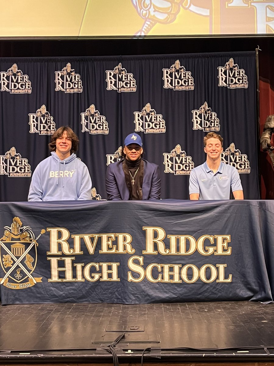 River Ridge Football Recruits (@ridgerecruits) on Twitter photo Congratulations to <a href="/1huntercoleman/">Hunter Coleman</a> <a href="/BrianBradley2nd/">Brian Bradley</a> and <a href="/carson_lathem/">Carson Lathem</a> for signing their NLI’s to play at the next level!
#RecruitTheRidge Congratulations to <a href="/1huntercoleman/">Hunter Coleman</a> <a href="/BrianBradley2nd/">Brian Bradley</a> and <a href="/carson_lathem/">Carson Lathem</a> for signing their NLI’s to play at the next level!
#RecruitTheRidge