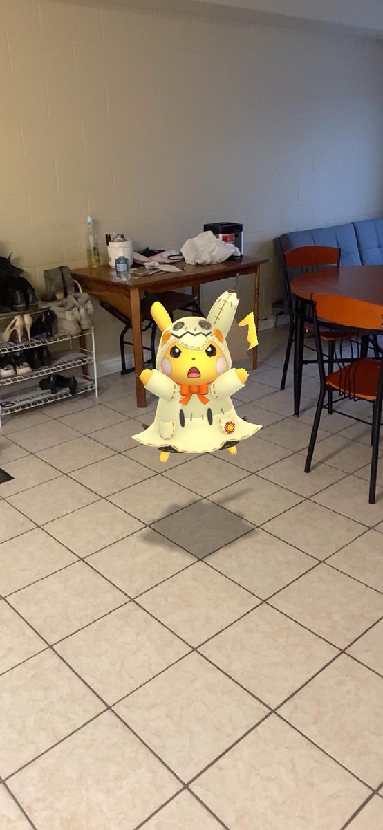 lilbaobb's tweet photo. Reached best buddy with my cutie :) #pokemongo https://t.co/3nfnrgHc01
