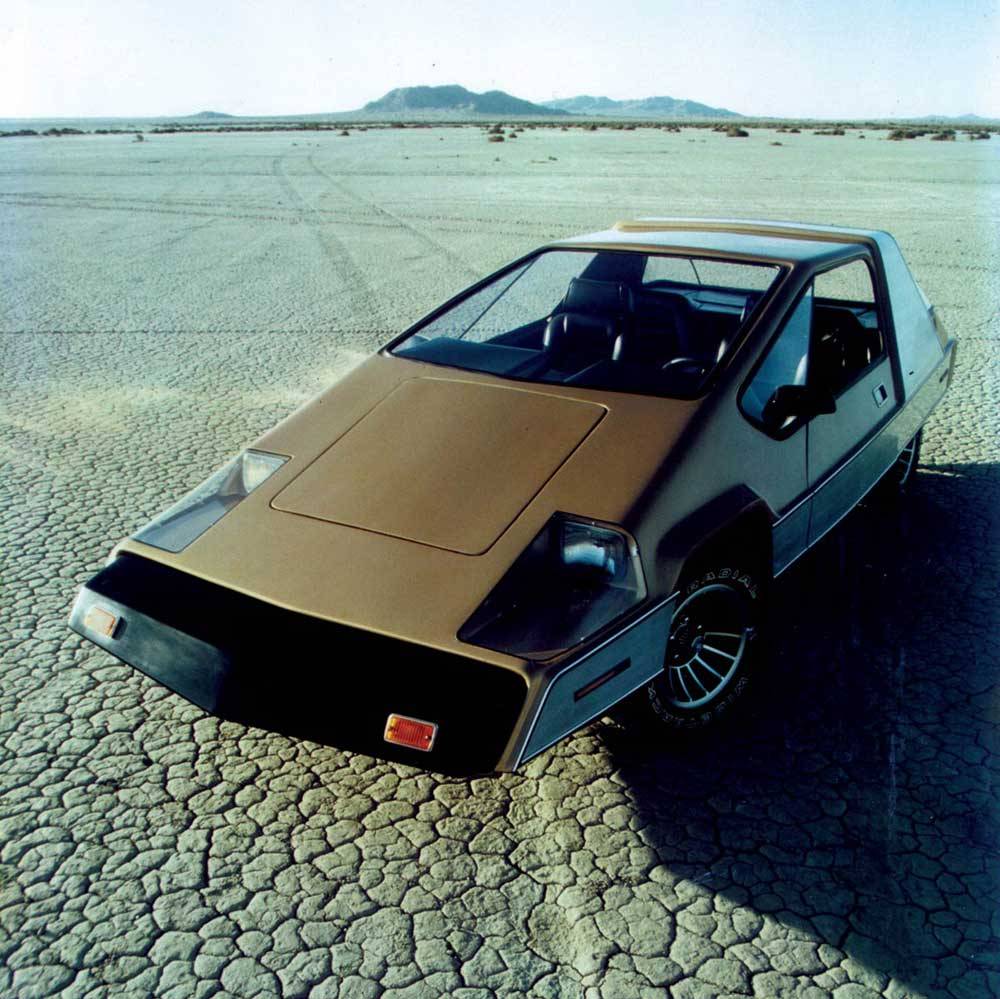 TechBurritoUno's tweet photo. Robert Q. Riley - TC, a 100-mile-per-gallon hybrid car developed in 1981. https://t.co/c6U6jiE6s9