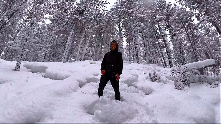 ripkennymusic's tweet photo. A little behind the scenes on making these videos: 
.
I had this concept to go shoot the same couple spots in the day + night, in my head it sounded easy enough. Find cool spots in daytime, come back that night, bring some lights, there’d be tracks from … https://t.co/3FcYEA8QZz https://t.co/z22LeNzgUY