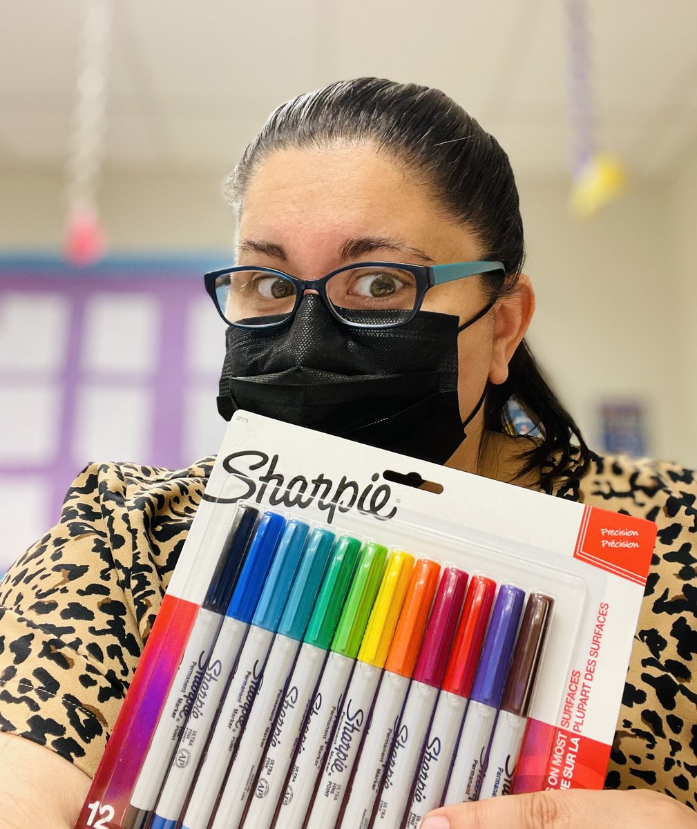 Mrs_Monica_KECS's tweet photo. Who doesn’t love a good sharpie? #GroundhogDay #GroundHoghunt #fabfunfeb @KinkeadeECS https://t.co/h8xmKlHTPi