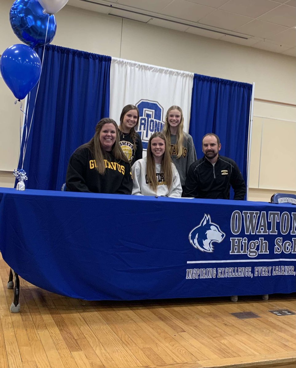 OHSGirlsSoccer_'s tweet photo. Congratulations Taylor for signing to continue her soccer career at @GustavusSoccer!! We are so proud of you! #represent #loveyou @Tschlaud26 https://t.co/ouJCHCROoi