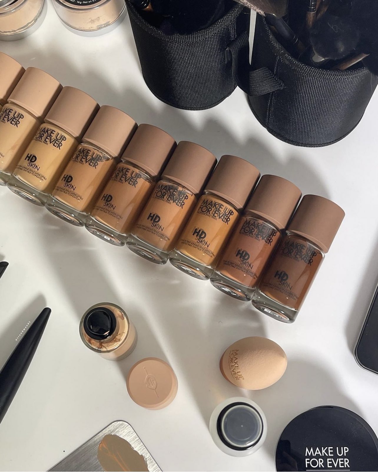HD Skin Undetectable Longwear Foundation - MAKE UP FOR EVER