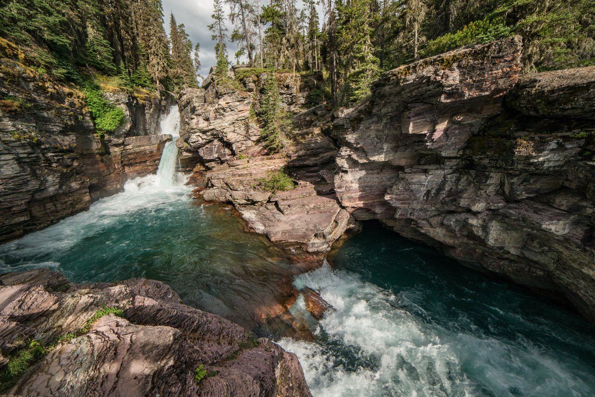 MTvoters's tweet photo. Montanans have a right to a clean and healthful environment, yet @MTDEQ & @GovGianforte are rolling back water quality standards that protect our waterways from harmful pollution – this puts Montana’s water quality at risk.
📸: Glacier NPS/Tim Rains
#mtpol #mtwater #sb358 #mtleg https://t.co/lb9D1TGa2w
