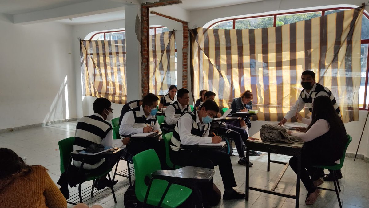 Escuela Preparatoria Oficial Núm. 371 tweet media