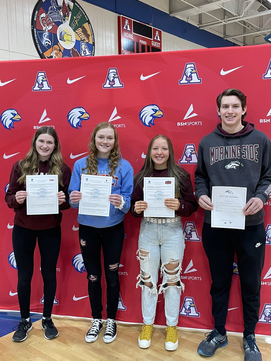 apollotf1's tweet photo. Congrats to @noellehackenmu1 @KarlsAndrew @BVerkinnes and Libby Lommel for continuing to follow their dreams of competing in track at the collegiate level! It has been an absolute joy watching them grow and push their boundaries over the years! #SigningDay #AlwaysAnEagle https://t.co/8epmvqtI4q
