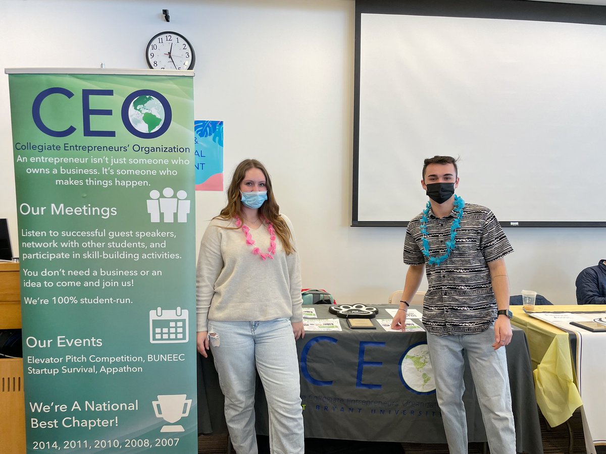 We’re out here tabling for the Spring Involvement Fair! Be sure to stop by and learn about all the things CEO has to offer, especially for this spring semester!💡