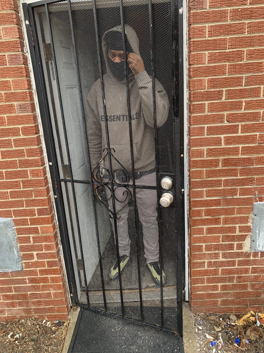 Countup_Countup's tweet photo. Workin out the back 🚪 https://t.co/oQaVItRHR9