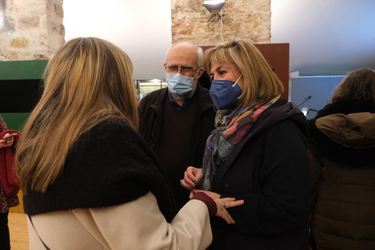 nuriamarinlh's tweet image. L'estudi @Infancia_OIH sobre l'impacte de la pandèmia en els alumnes destaca la necessitat de combatre l'escletxa digital. Treballem per teixir aliances a través del pla #LHospitalet6_0 per millorar l'accés a la tecnologia i les habilitats digitals d'infants, joves i famílies.